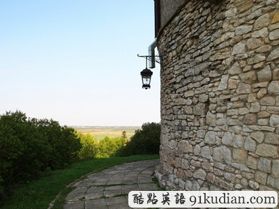 環(huán)球之旅:烏克蘭僅存的十三世紀城堡