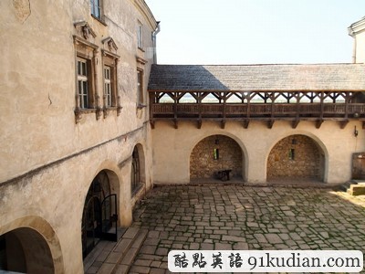 環(huán)球之旅:烏克蘭僅存的十三世紀城堡