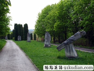 環(huán)球之旅:烏克蘭僅存的十三世紀(jì)城堡