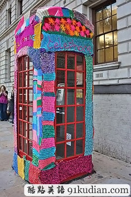 趣圖妙語(yǔ):各國(guó)的奇妙電話(huà)亭