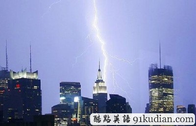 趣圖妙語(yǔ):令人驚嘆的閃電奇觀