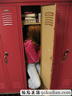 重口味街頭人體雕塑:路人驚呼嚇死爹