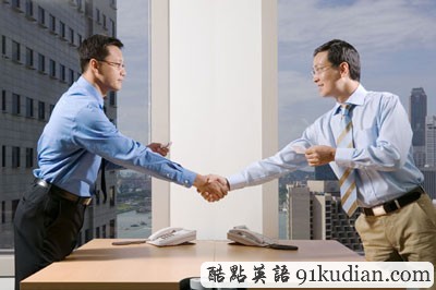 千萬(wàn)別讓這四個(gè)壞習(xí)慣毀了你的談話