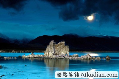 環(huán)球之旅:與您共賞美國(guó)莫諾湖塔美麗的風(fēng)貌