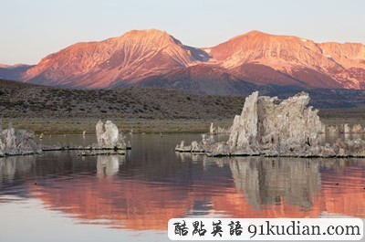 環(huán)球之旅:與您共賞美國(guó)莫諾湖塔美麗的風(fēng)貌