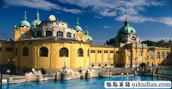 環(huán)球之旅:走進(jìn)歐洲著名的古城"布達(dá)佩斯"
