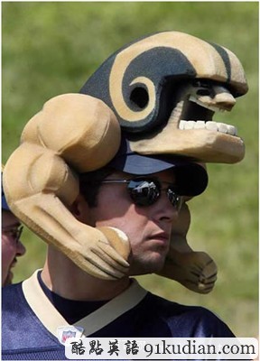 大千世界:奇形怪狀的帽子