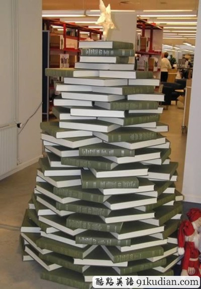 世界真奇怪:看搞怪圣誕樹(shù)!