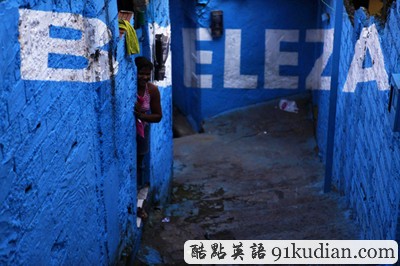 大千世界:巴西圣保羅點(diǎn)亮小巷