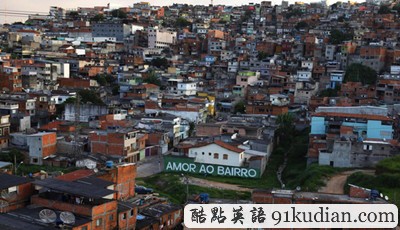 大千世界:巴西圣保羅點亮小巷