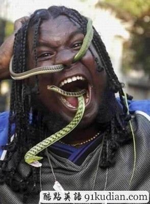 大千世界:現(xiàn)代超膽俠勇敢者游戲