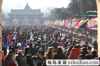天壇石景山廟會(huì)不斷 北京的公園忙接待