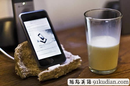 大千世界:14款風(fēng)格迥異的iPhone支架
