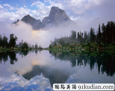 環(huán)球之旅:華麗的山脈倒影圖片欣賞