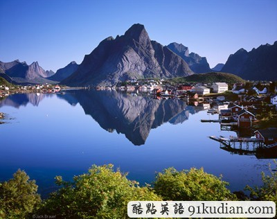 環(huán)球之旅:華麗的山脈倒影圖片欣賞