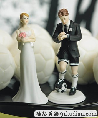 趣圖妙語:搞笑婚禮玩偶