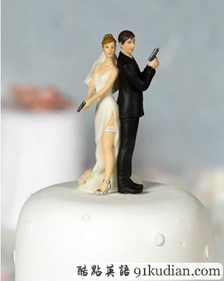 趣圖妙語:搞笑婚禮玩偶