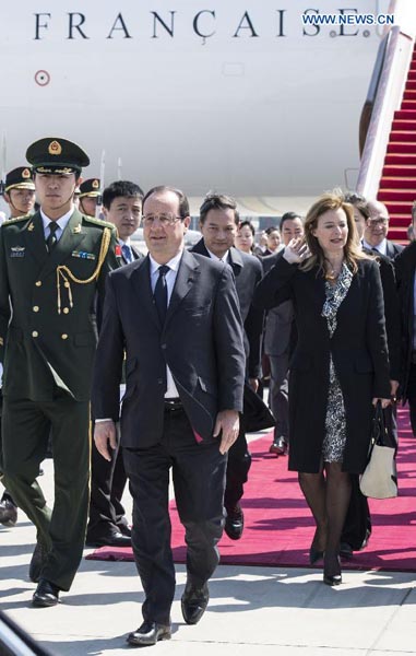 French president starts China visit